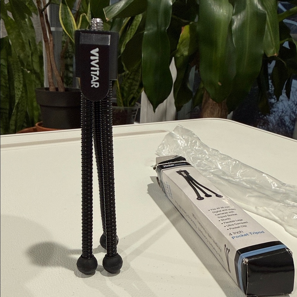Vivitar 4” Mini Pocket Tripod